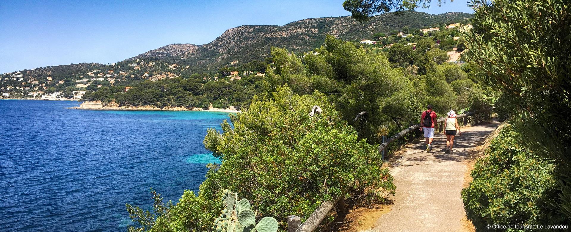 Walks near the La Fossette hotel in Le Lavandou