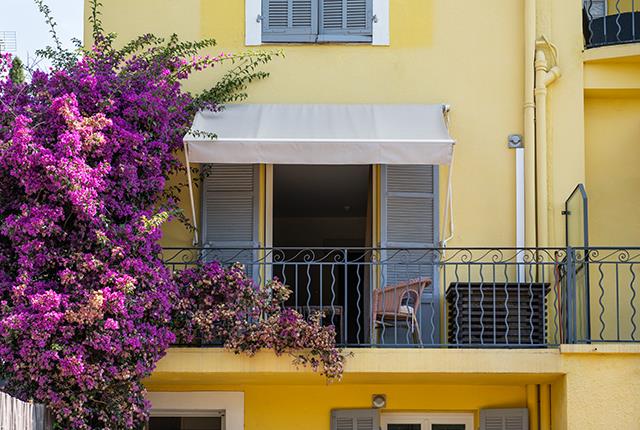 Outside view of the 4-star  Hotel de la Fossette